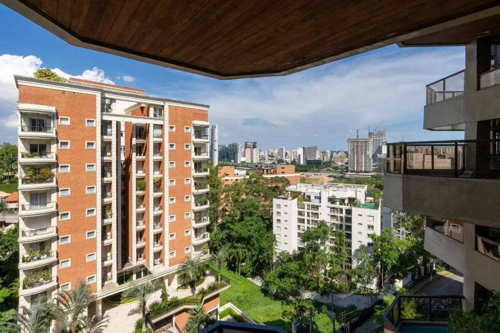 Foto 2 de Apartamento com 3 quartos à venda, 243m2 em Jardim Vitória Régia, São Paulo - SP