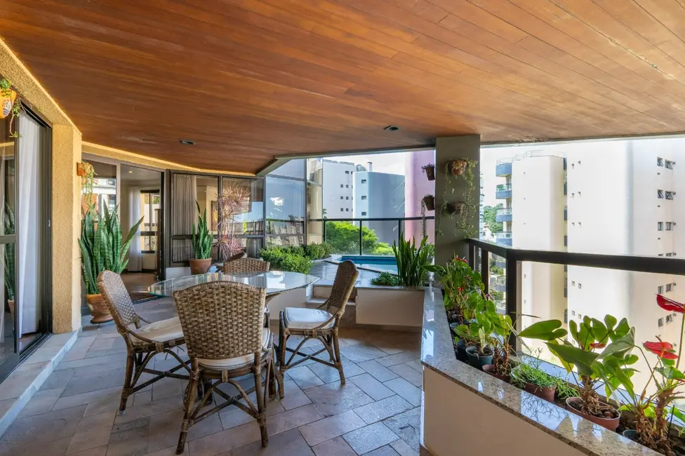 Foto 4 de Apartamento com 3 quartos à venda, 243m2 em Jardim Vitória Régia, São Paulo - SP