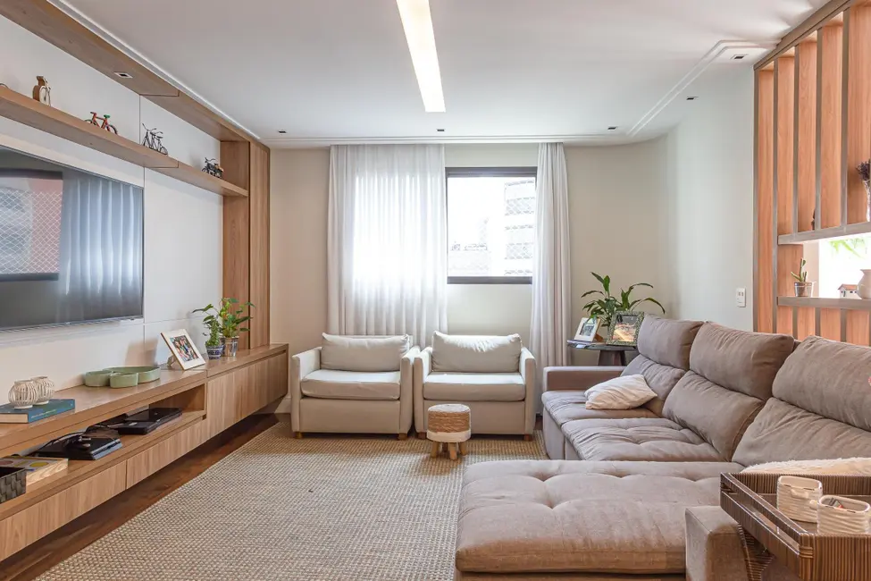 Foto 2 de Apartamento com 4 quartos à venda, 240m2 em Higienópolis, São Paulo - SP