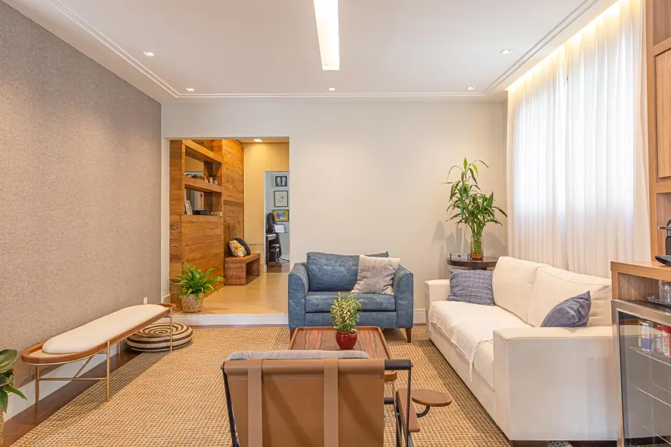 Apartamento com 4 quartos à venda, 240m2 em Higienópolis, São Paulo - SP - imagem 5 Foto 5 de Apartamento com 4 quartos à venda, 240m2 em Higienópolis, São Paulo - SP