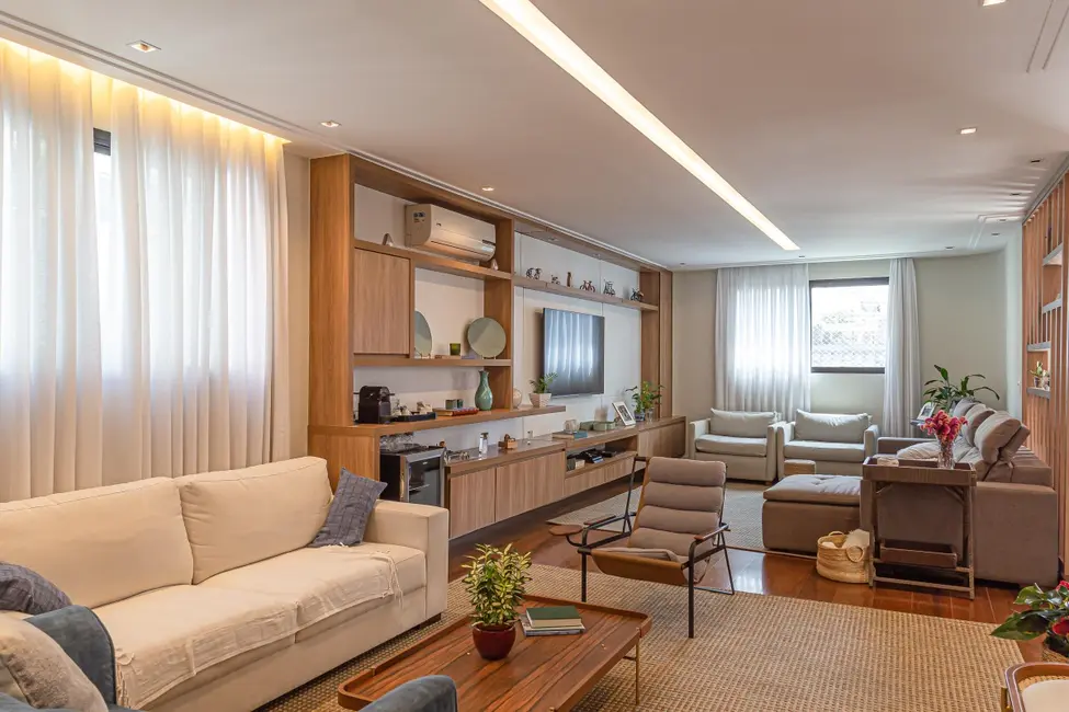 Foto 1 de Apartamento com 4 quartos à venda, 240m2 em Higienópolis, São Paulo - SP