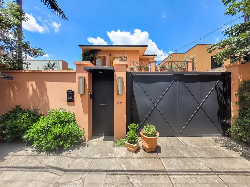 Foto 1 de Casa com 4 quartos à venda, 300m2 em Indianópolis, São Paulo - SP
