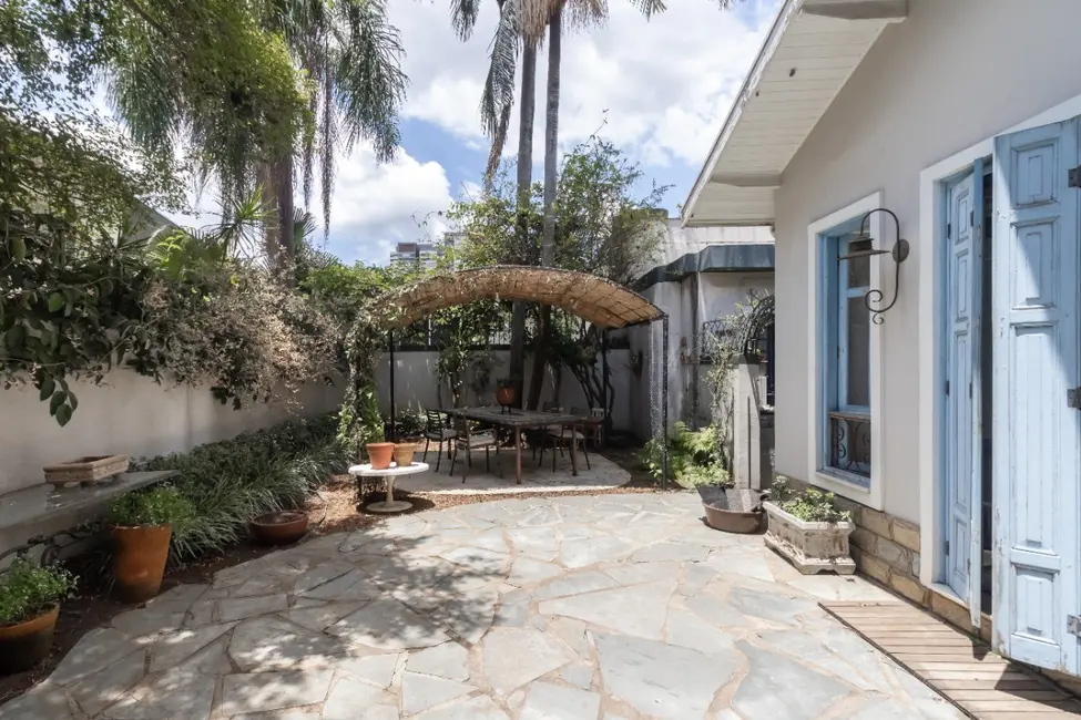 Foto 3 de Casa com 4 quartos à venda, 300m2 em Indianópolis, São Paulo - SP