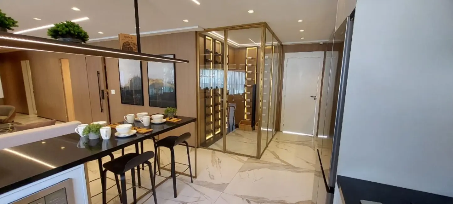 Apartamento com 3 quartos à venda, 185m2 em São Paulo - SP - imagem 7 Foto 7 de Apartamento com 3 quartos à venda, 185m2 em São Paulo - SP