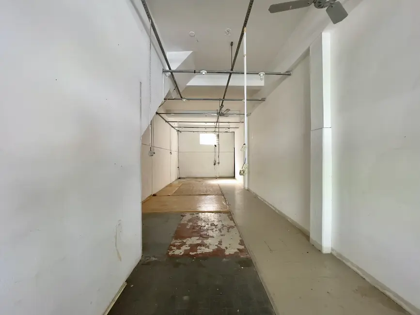 Foto 4 de Casa à venda, 600m2 em Americanópolis, São Paulo - SP