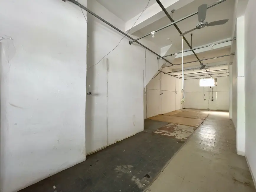 Foto 3 de Casa à venda, 600m2 em Americanópolis, São Paulo - SP