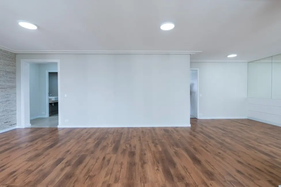 Apartamento com 4 quartos à venda, 177m2 em São Paulo - SP - imagem 7 Foto 7 de Apartamento com 4 quartos à venda, 177m2 em São Paulo - SP