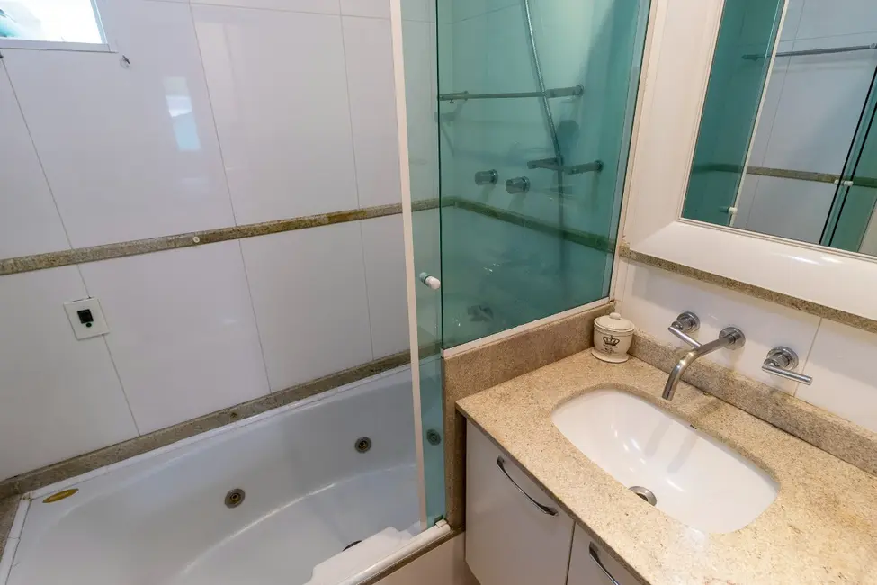 Foto 8 de Apartamento com 2 quartos à venda, 80m2 em Moema, São Paulo - SP