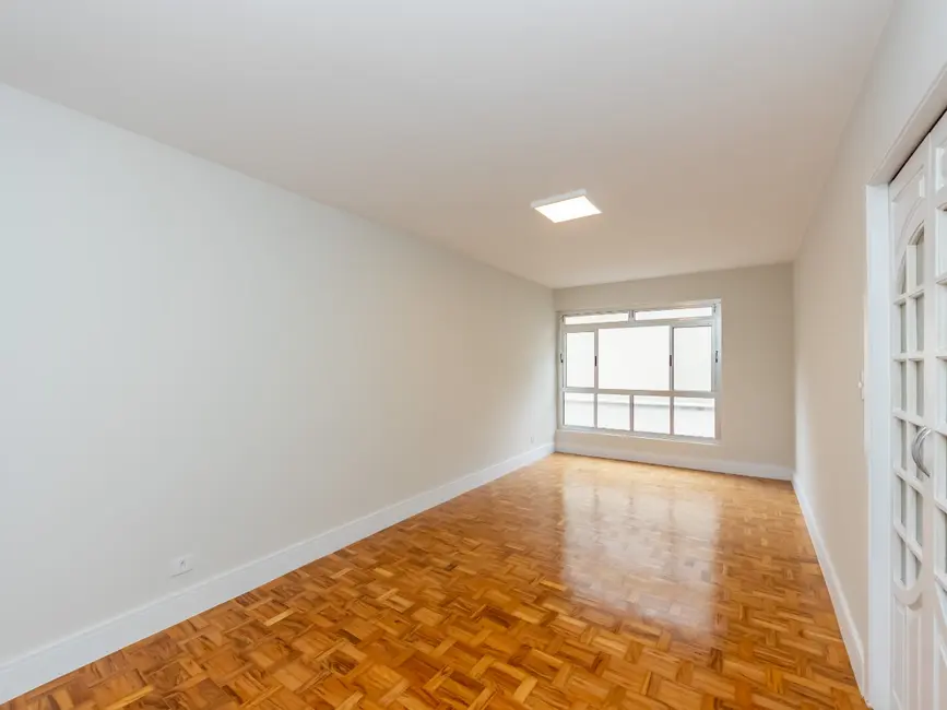 Apartamento com 2 quartos à venda, 80m2 em Moema, São Paulo - SP - imagem 3 Foto 3 de Apartamento com 2 quartos à venda, 80m2 em Moema, São Paulo - SP
