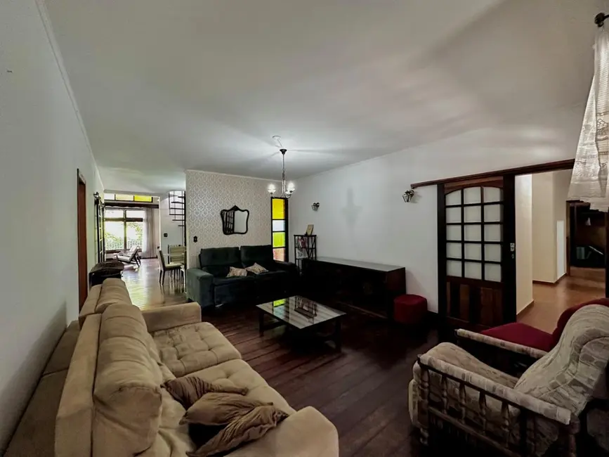 Foto 2 de Casa com 4 quartos à venda, 380m2 em Interlagos, São Paulo - SP
