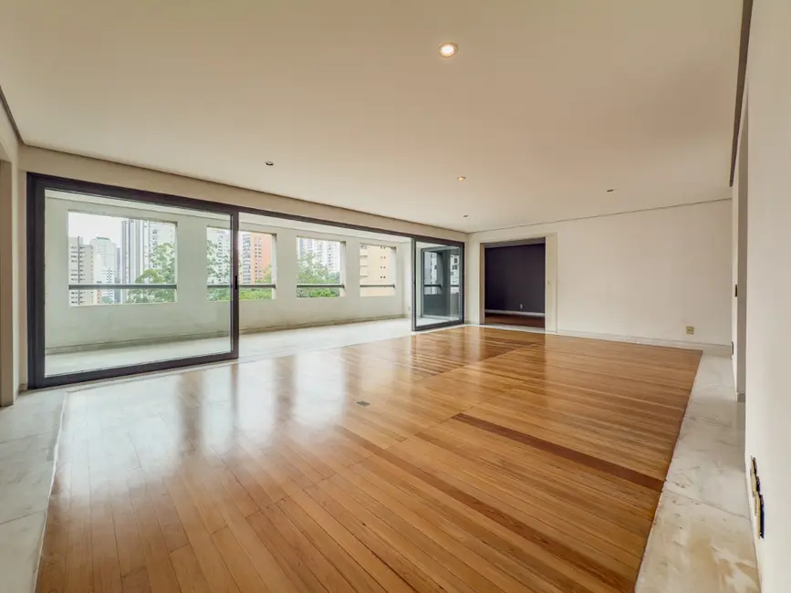 Foto 2 de Apartamento com 4 quartos à venda, 277m2 em Jardim Londrina, São Paulo - SP