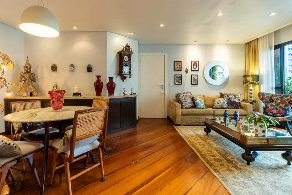 Foto 5 de Apartamento com 4 quartos à venda, 141m2 em Moema, São Paulo - SP