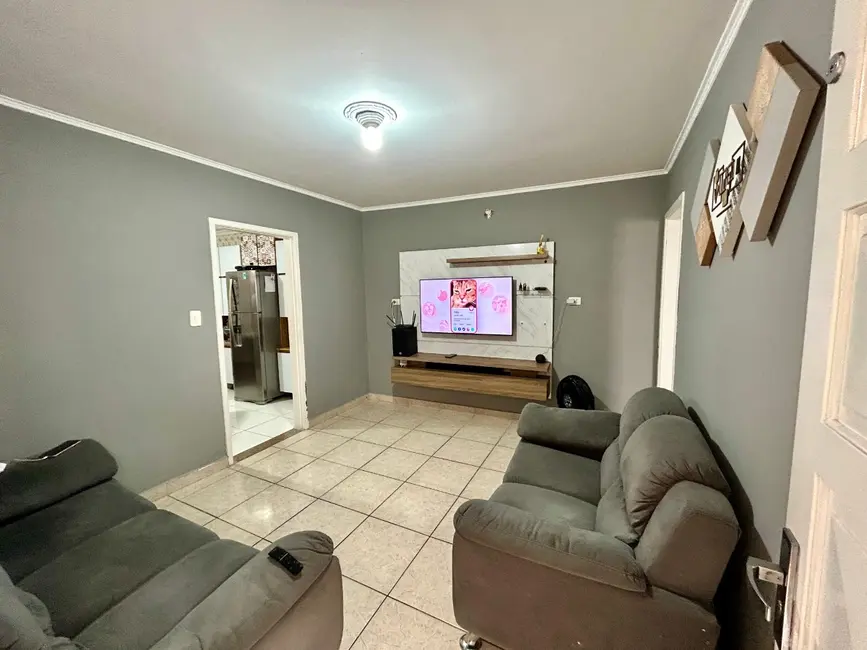 Foto 2 de Casa com 3 quartos à venda, 69m2 em Vila Rica, São Paulo - SP