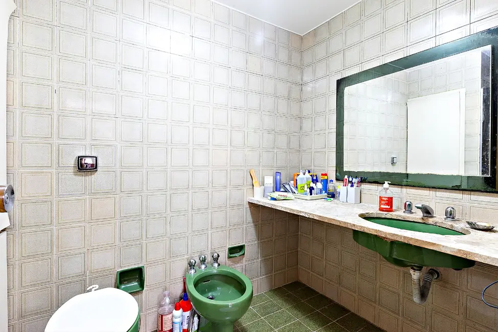 Apartamento com 3 quartos à venda, 128m2 em Vila Nova Conceição, São Paulo - SP - imagem 9 Foto 9 de Apartamento com 3 quartos à venda, 128m2 em Vila Nova Conceição, São Paulo - SP