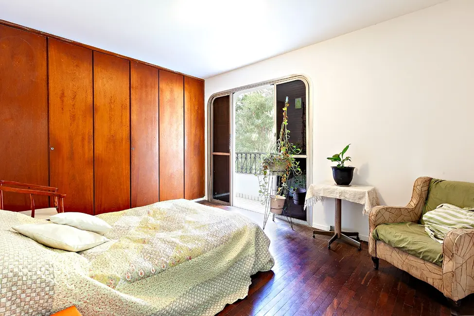 Apartamento com 3 quartos à venda, 128m2 em Vila Nova Conceição, São Paulo - SP - imagem 1 Foto 1 de Apartamento com 3 quartos à venda, 128m2 em Vila Nova Conceição, São Paulo - SP