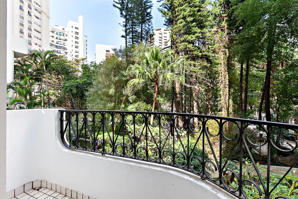 Apartamento com 3 quartos à venda, 128m2 em Vila Nova Conceição, São Paulo - SP - imagem 2 Foto 2 de Apartamento com 3 quartos à venda, 128m2 em Vila Nova Conceição, São Paulo - SP