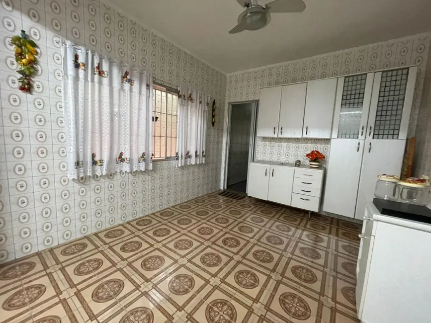 Foto 7 de Sobrado com 3 quartos à venda, 189m2 em Vila Paulo Silas, São Paulo - SP