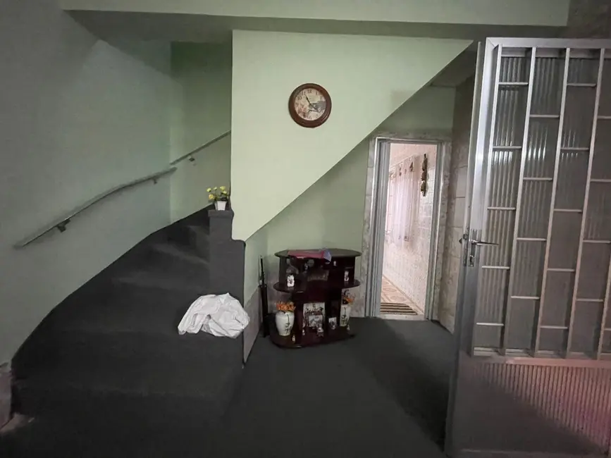 Foto 5 de Sobrado com 3 quartos à venda, 189m2 em Vila Paulo Silas, São Paulo - SP