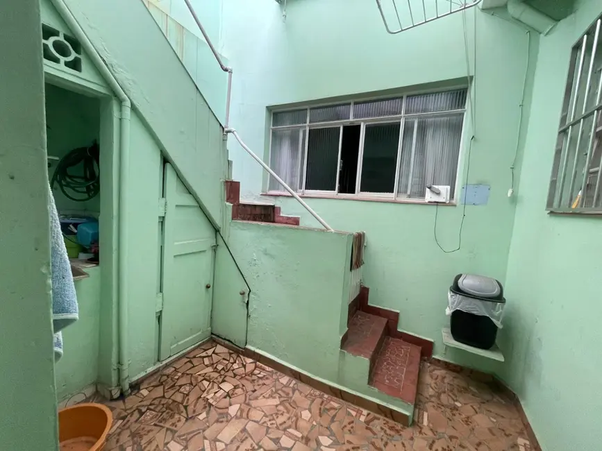 Foto 6 de Sobrado com 3 quartos à venda, 189m2 em Vila Paulo Silas, São Paulo - SP