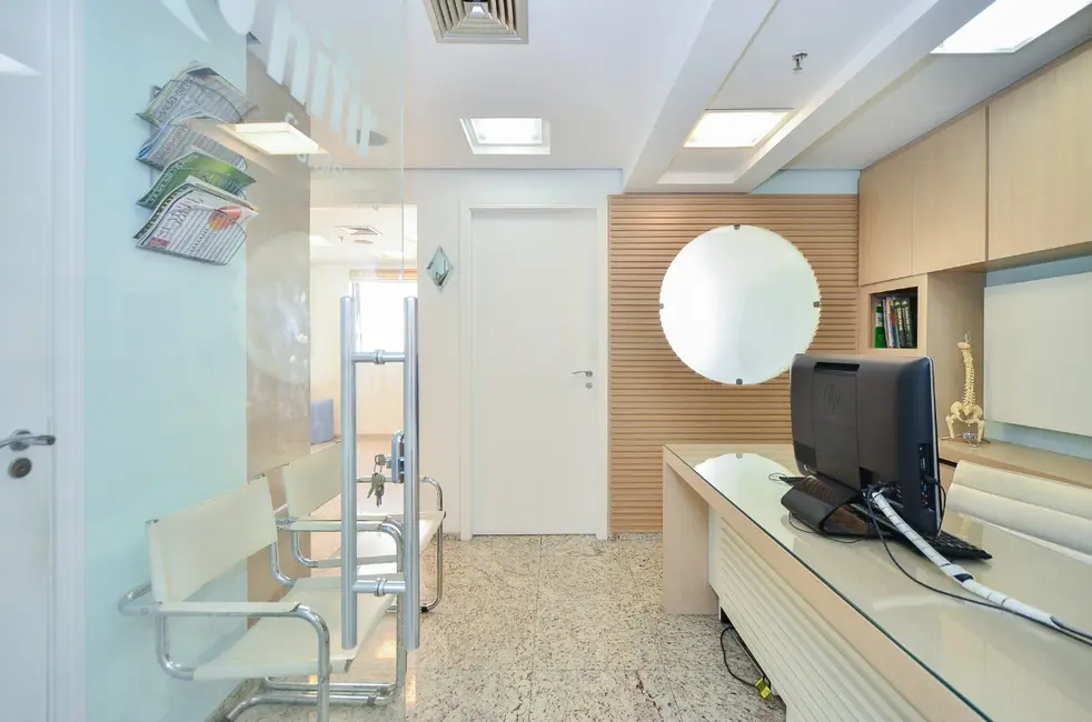 Sala Comercial à venda, 40m2 em Vila Olímpia, São Paulo - SP - imagem 1 Foto 1 de Sala Comercial à venda, 40m2 em Vila Olímpia, São Paulo - SP