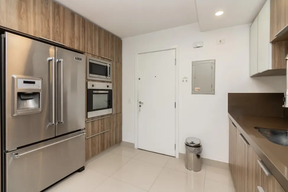 Foto 9 de Apartamento com 3 quartos à venda, 121m2 em Jardins, São Paulo - SP