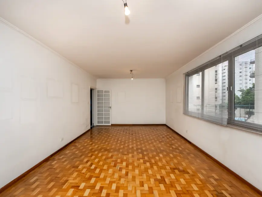 Apartamento com 3 quartos à venda, 140m2 em Santa Cecília, São Paulo - SP - imagem 1 Foto 1 de Apartamento com 3 quartos à venda, 140m2 em Santa Cecília, São Paulo - SP