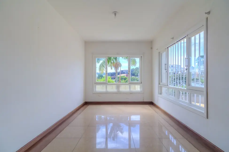 Foto 2 de Casa com 4 quartos à venda, 354m2 em Jardim Leonor, São Paulo - SP