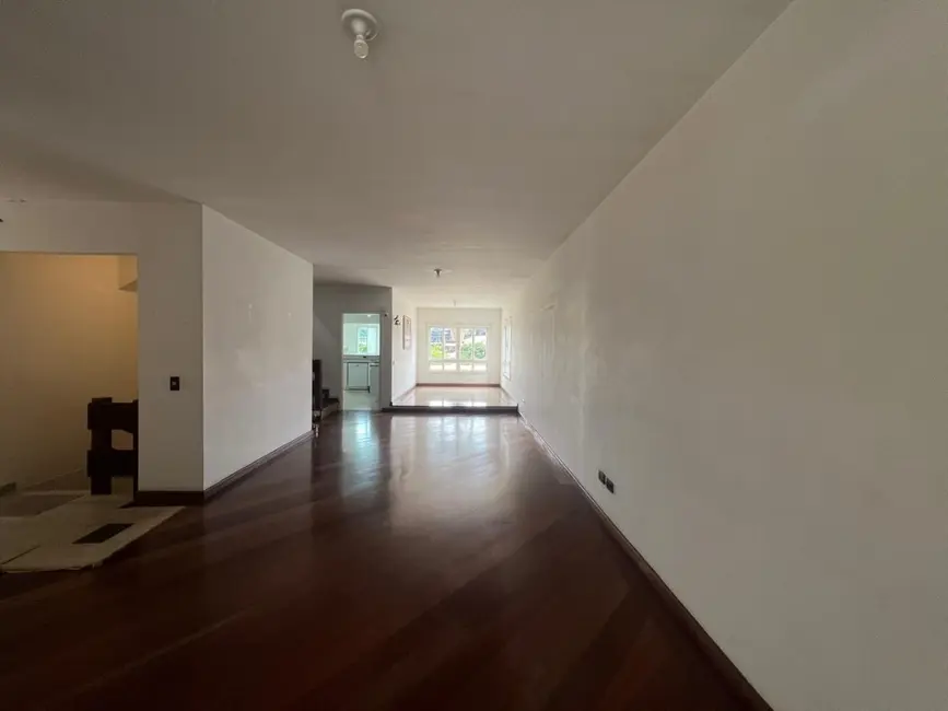 Casa com 4 quartos à venda, 354m2 em Jardim Leonor, São Paulo - SP - imagem 3 Foto 3 de Casa com 4 quartos à venda, 354m2 em Jardim Leonor, São Paulo - SP