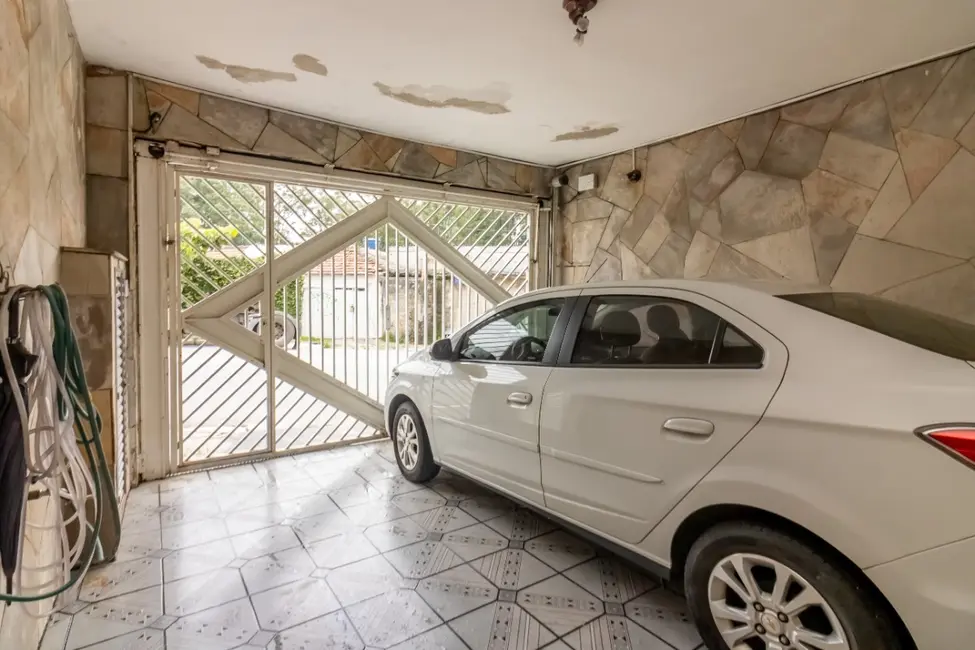 Sobrado com 3 quartos à venda, 169m2 em Jardim Teresa, São Paulo - SP - imagem 3 Foto 3 de Sobrado com 3 quartos à venda, 169m2 em Jardim Teresa, São Paulo - SP