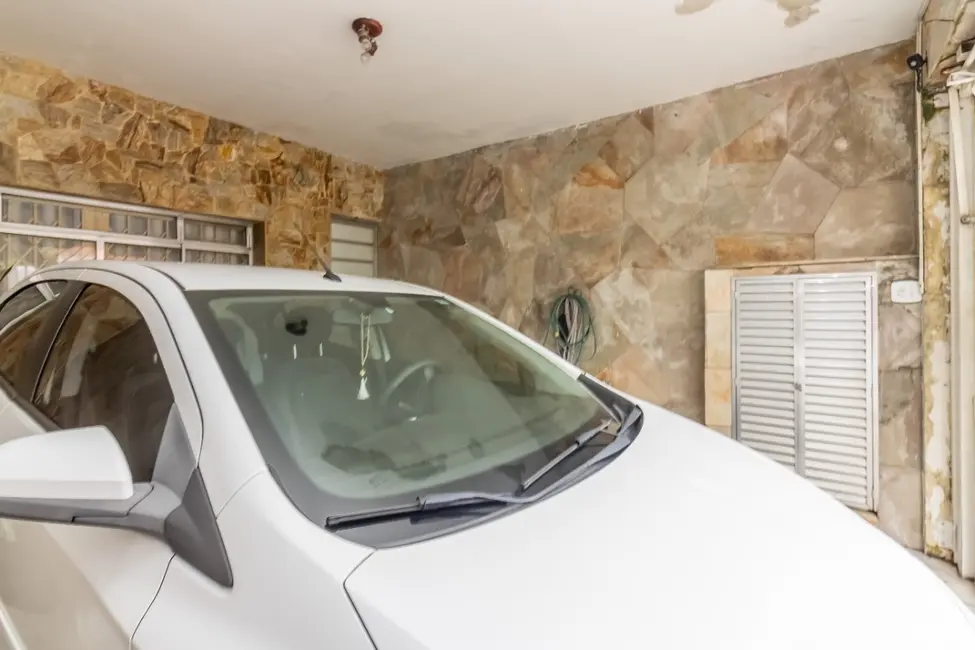 Sobrado com 3 quartos à venda, 169m2 em Jardim Teresa, São Paulo - SP - imagem 4 Foto 4 de Sobrado com 3 quartos à venda, 169m2 em Jardim Teresa, São Paulo - SP