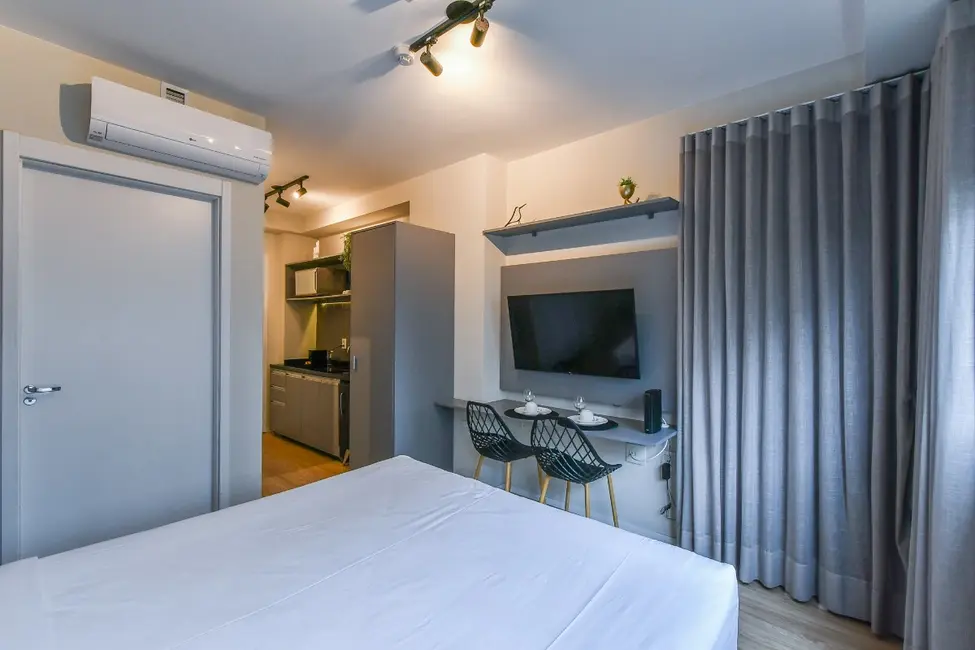 Foto 4 de Loft / Flat com 1 quarto à venda em Pinheiros, São Paulo - SP