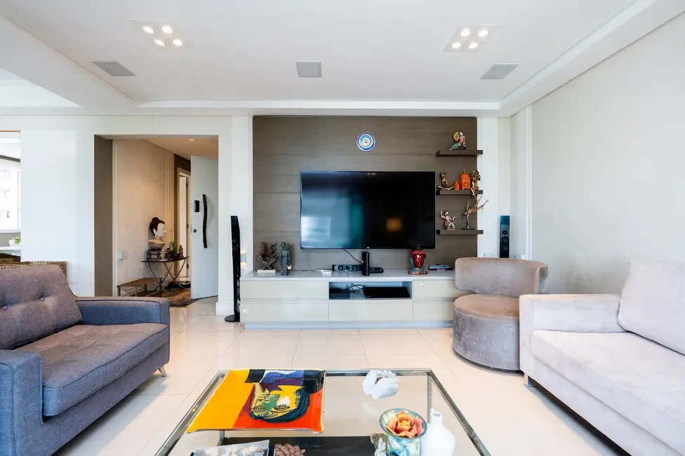 Foto 5 de Apartamento com 4 quartos à venda, 215m2 em Aclimação, São Paulo - SP