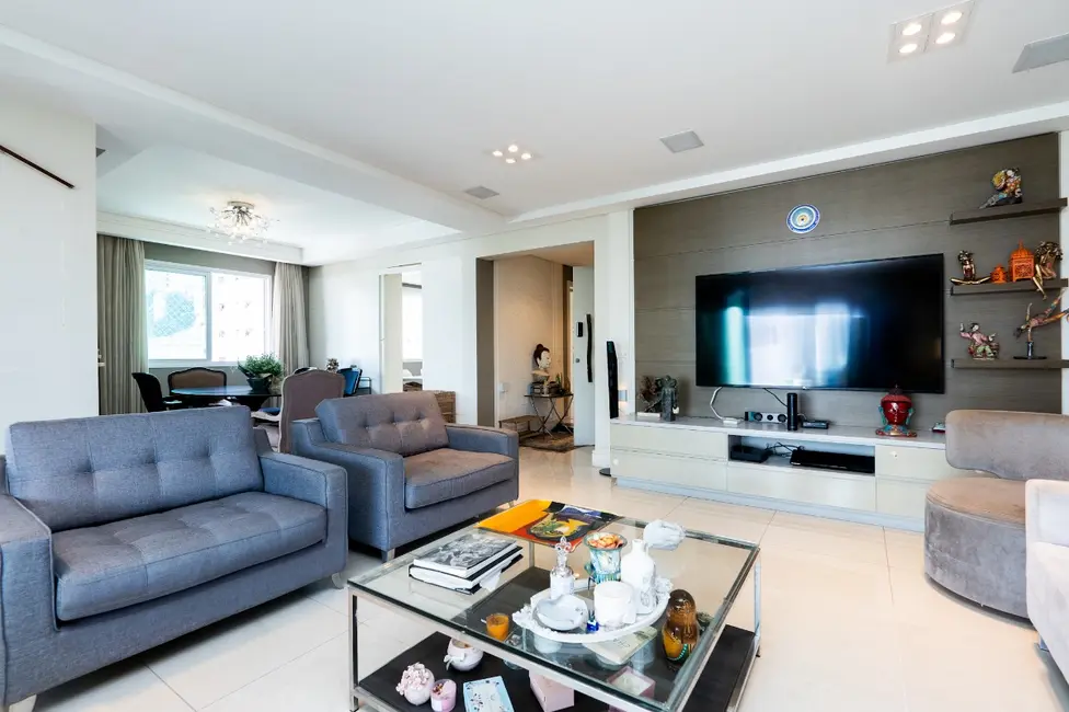 Foto 7 de Apartamento com 4 quartos à venda, 215m2 em Aclimação, São Paulo - SP