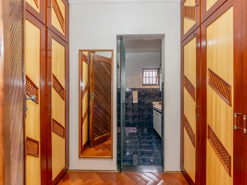 Foto 6 de Sobrado com 4 quartos à venda, 286m2 em Vila Paulo Silas, São Paulo - SP