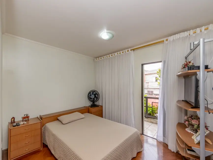 Foto 4 de Sobrado com 4 quartos à venda, 286m2 em Vila Paulo Silas, São Paulo - SP