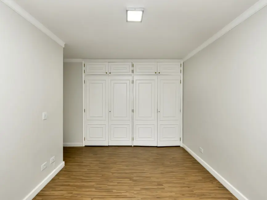 Apartamento com 3 quartos à venda, 129m2 em Itaim Bibi, São Paulo - SP - imagem 7 Foto 7 de Apartamento com 3 quartos à venda, 129m2 em Itaim Bibi, São Paulo - SP