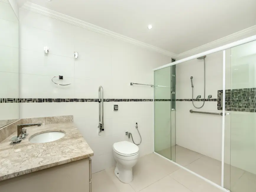 Apartamento com 3 quartos à venda, 129m2 em Itaim Bibi, São Paulo - SP - imagem 9 Foto 9 de Apartamento com 3 quartos à venda, 129m2 em Itaim Bibi, São Paulo - SP