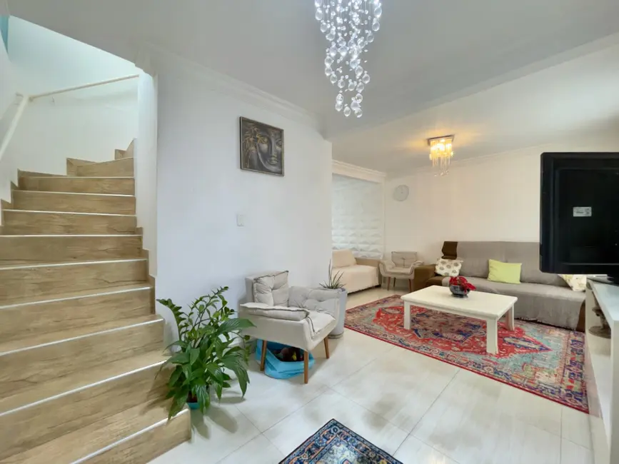 Foto 2 de Sobrado com 3 quartos à venda, 125m2 em Vila Marari, São Paulo - SP