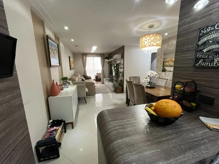 Foto 3 de Apartamento com 3 quartos à venda, 90m2 em Vila Graciosa, São Paulo - SP