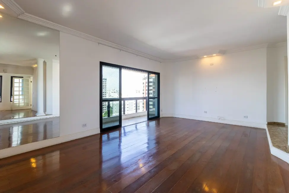 Cobertura com 4 quartos à venda, 305m2 em Indianópolis, São Paulo - SP - imagem 4 Foto 4 de Cobertura com 4 quartos à venda, 305m2 em Indianópolis, São Paulo - SP