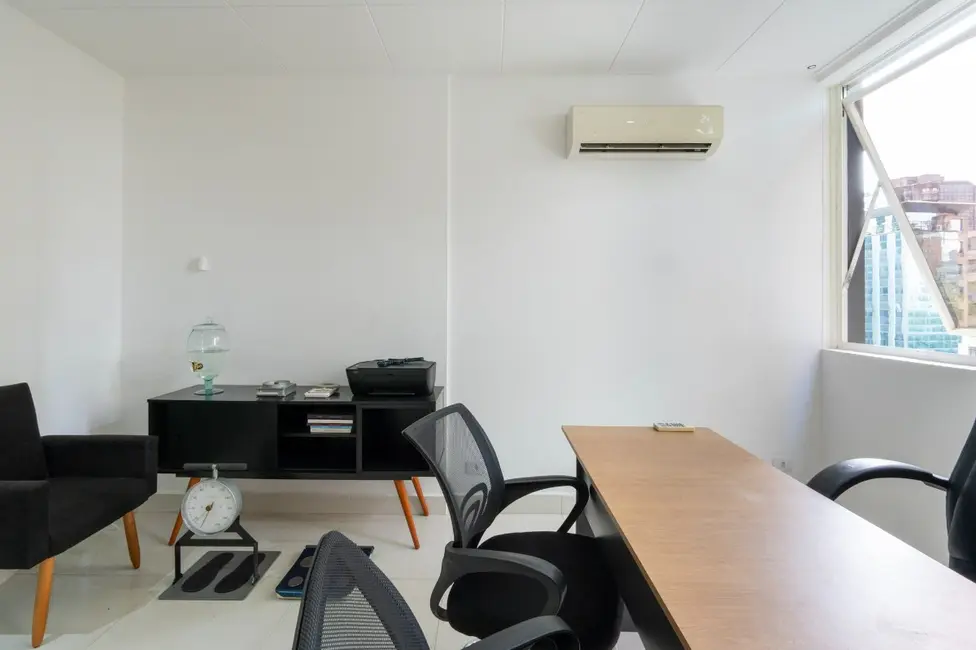 Sala Comercial à venda, 20m2 em Bela Vista, São Paulo - SP - imagem 2 Foto 2 de Sala Comercial à venda, 20m2 em Bela Vista, São Paulo - SP