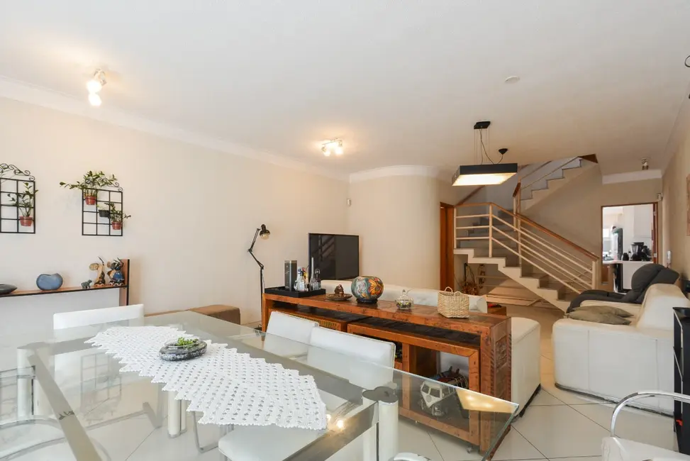 Foto 3 de Casa com 4 quartos à venda, 214m2 em Mirandópolis, São Paulo - SP