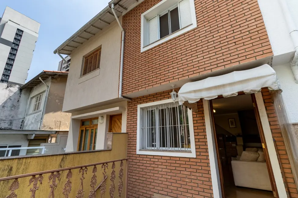 Casa com 2 quartos à venda, 143m2 em Cerqueira César, São Paulo - SP - imagem 1 Foto 1 de Casa com 2 quartos à venda, 143m2 em Cerqueira César, São Paulo - SP