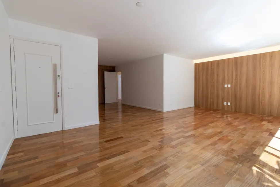 Foto 3 de Apartamento com 3 quartos à venda, 136m2 em Jardim Paulista, São Paulo - SP
