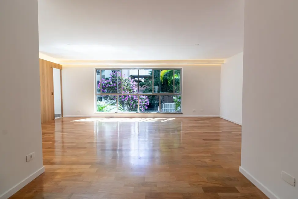 Foto 2 de Apartamento com 3 quartos à venda, 136m2 em Jardim Paulista, São Paulo - SP