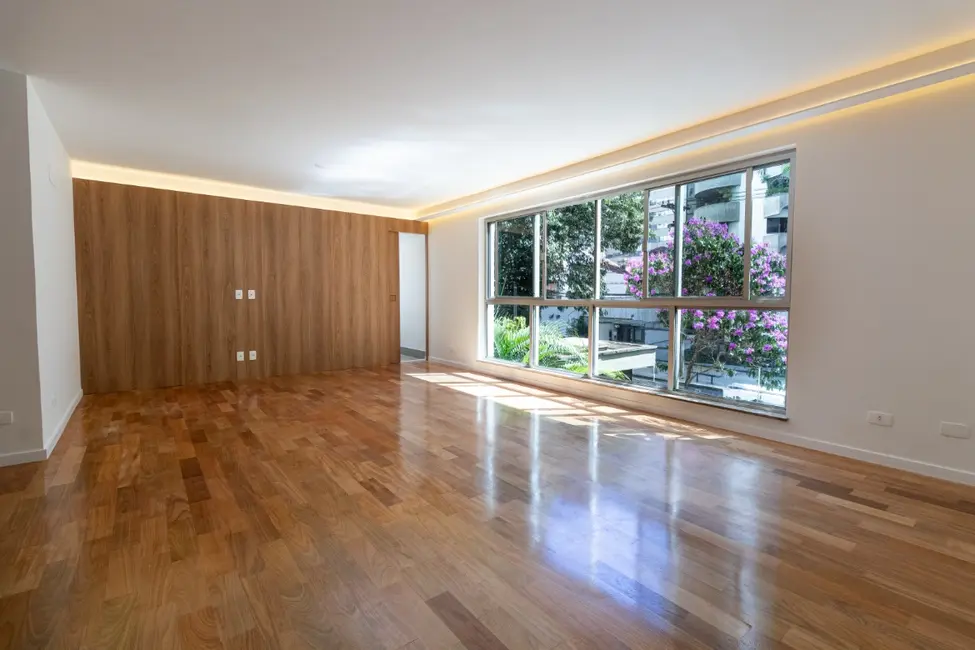 Foto 1 de Apartamento com 3 quartos à venda, 136m2 em Jardim Paulista, São Paulo - SP