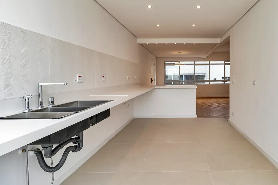 Apartamento com 3 quartos à venda, 140m2 em Higienópolis, São Paulo - SP - imagem 3 Foto 3 de Apartamento com 3 quartos à venda, 140m2 em Higienópolis, São Paulo - SP