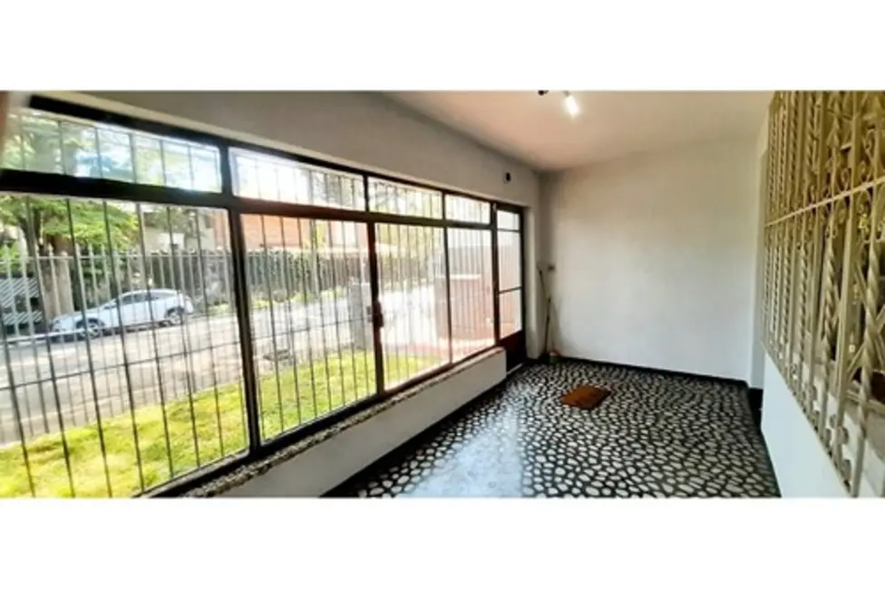 Casa com 3 quartos à venda, 250m2 em Campo Belo, São Paulo - SP - imagem 4 Foto 4 de Casa com 3 quartos à venda, 250m2 em Campo Belo, São Paulo - SP