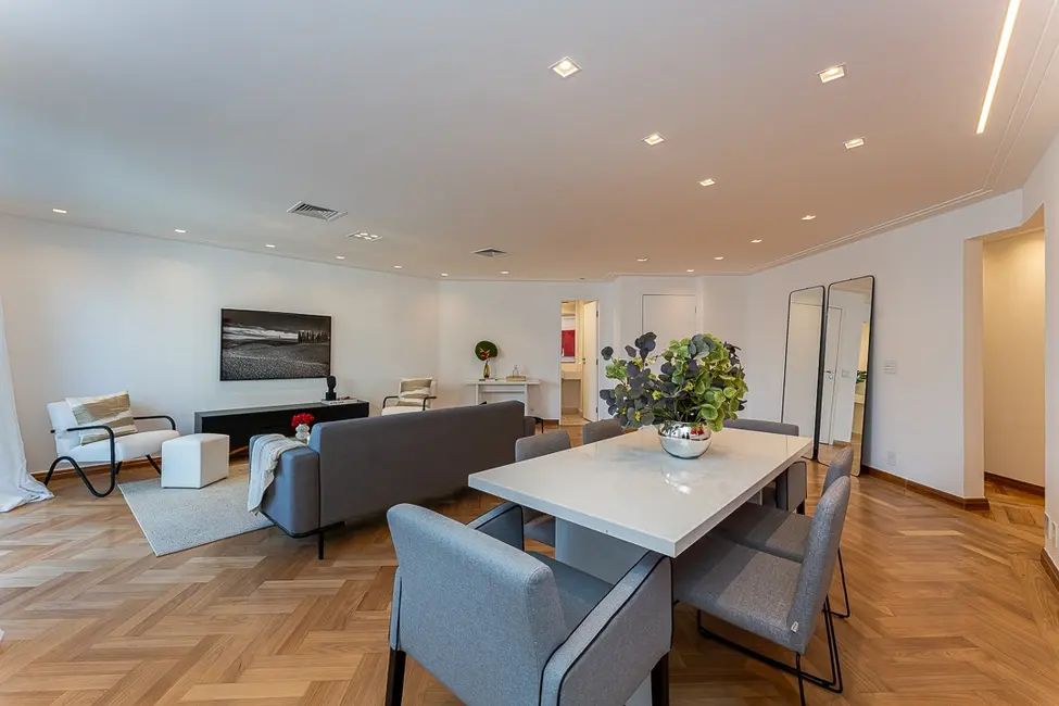 Foto 5 de Apartamento com 2 quartos à venda, 143m2 em Itaim Bibi, São Paulo - SP