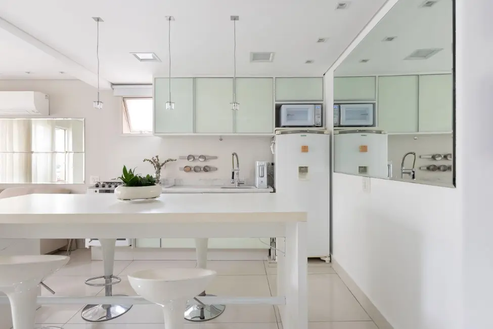 Apartamento com 1 quarto à venda, 69m2 em Vila Nova Conceição, São Paulo - SP - imagem 1 Foto 1 de Apartamento com 1 quarto à venda, 69m2 em Vila Nova Conceição, São Paulo - SP